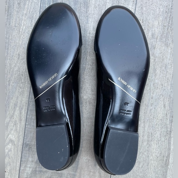 NEW never worn authentic Giorgio Armani Flats Black Patent Leather and Suede - Picture 5 of 6